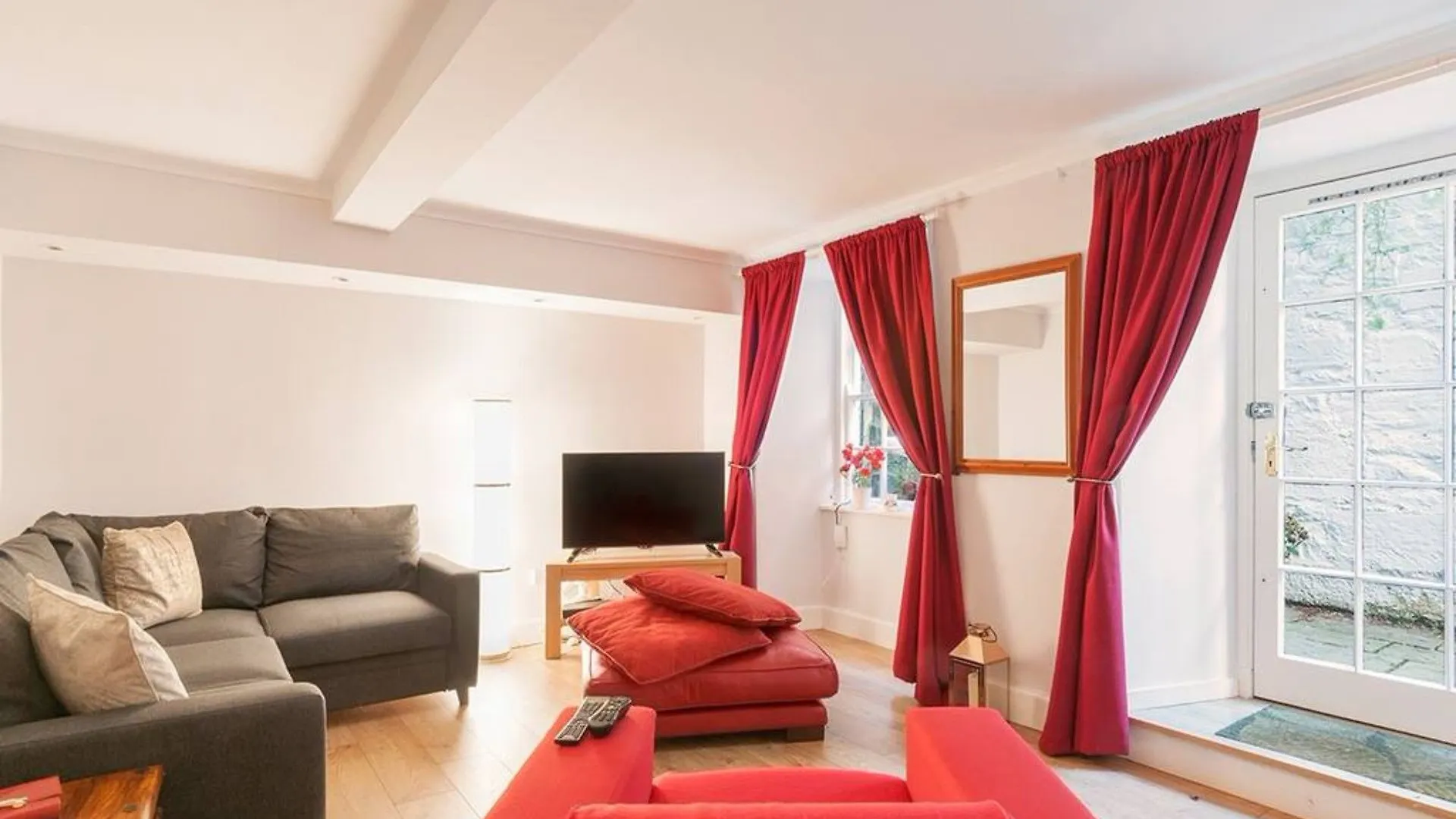 Stylish Georgian Flat In New Town Apartment Edinburgh United Kingdom